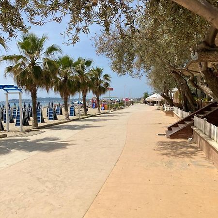 Lungomare Holiday Apartments Durres Bagian luar foto