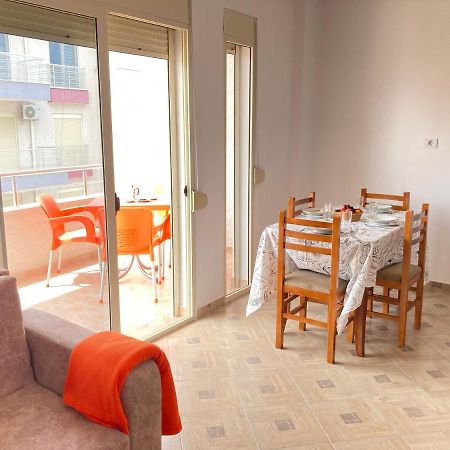 Lungomare Holiday Apartments Durres Bagian luar foto