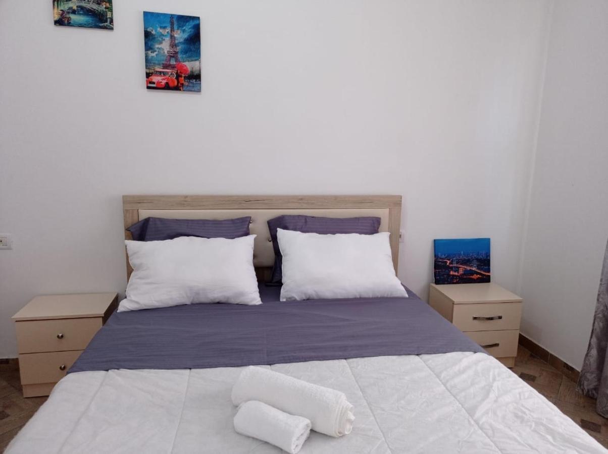 Lungomare Holiday Apartments Durres Bagian luar foto