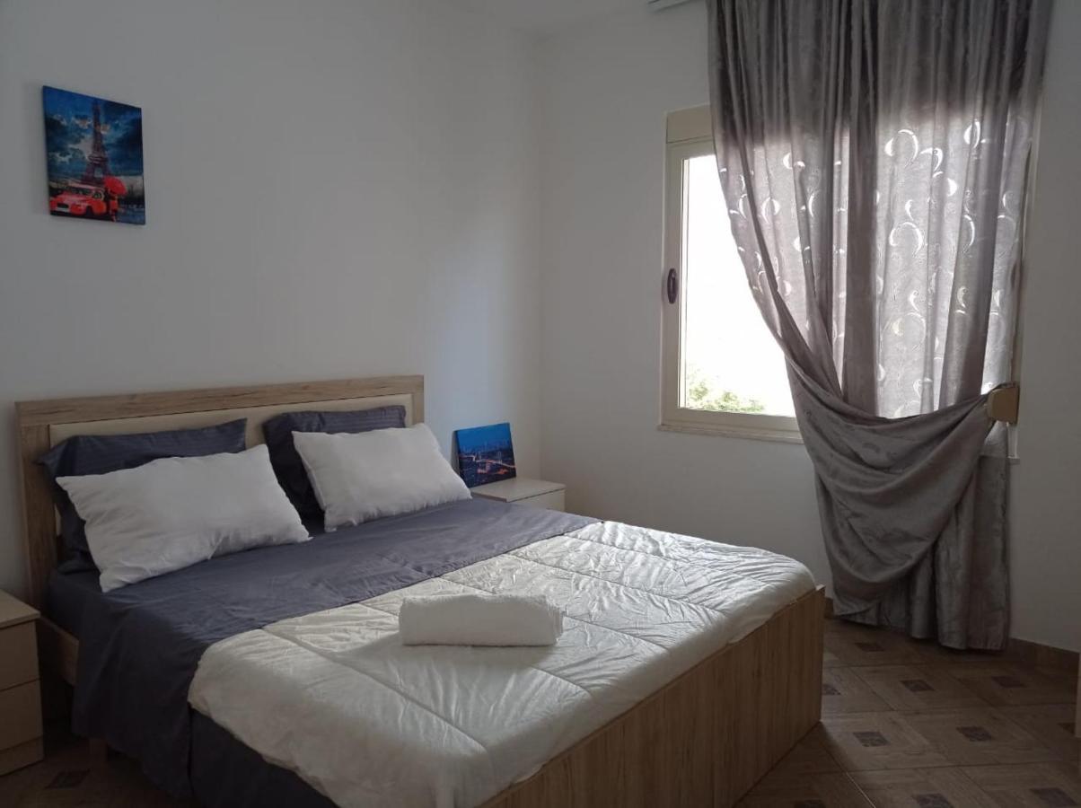 Lungomare Holiday Apartments Durres Bagian luar foto