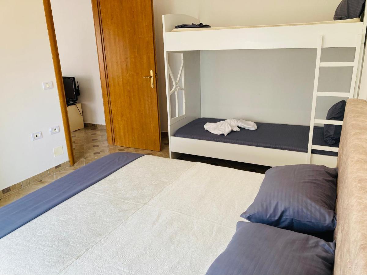 Lungomare Holiday Apartments Durres Bagian luar foto