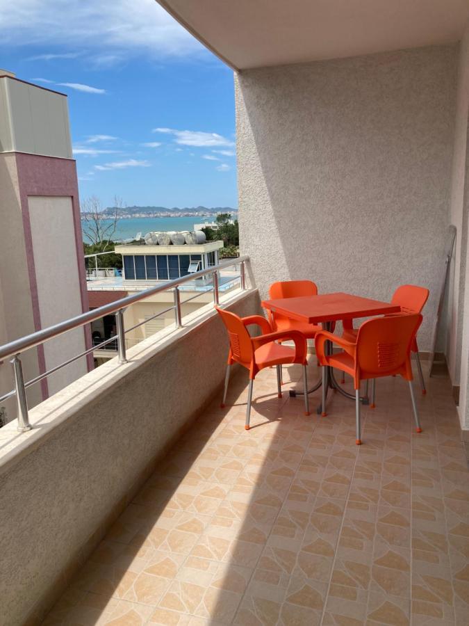 Lungomare Holiday Apartments Durres Bagian luar foto