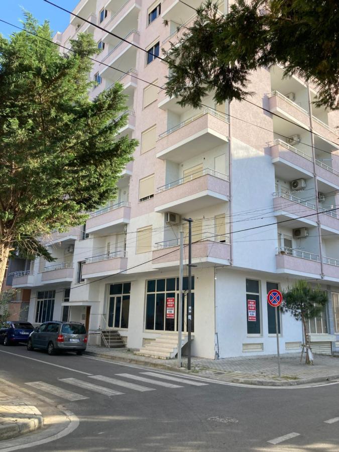 Lungomare Holiday Apartments Durres Bagian luar foto