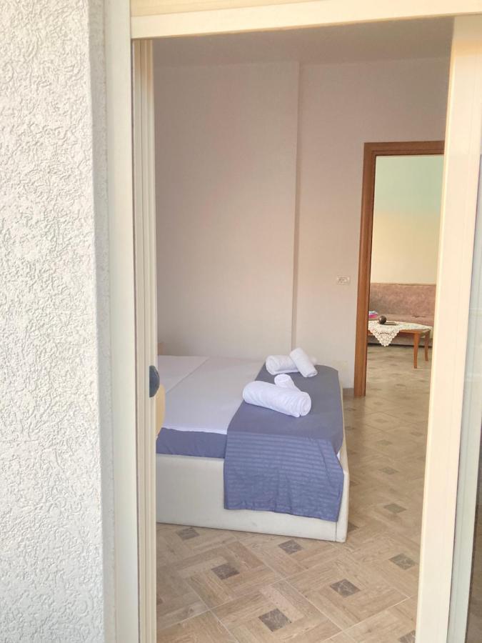 Lungomare Holiday Apartments Durres Bagian luar foto