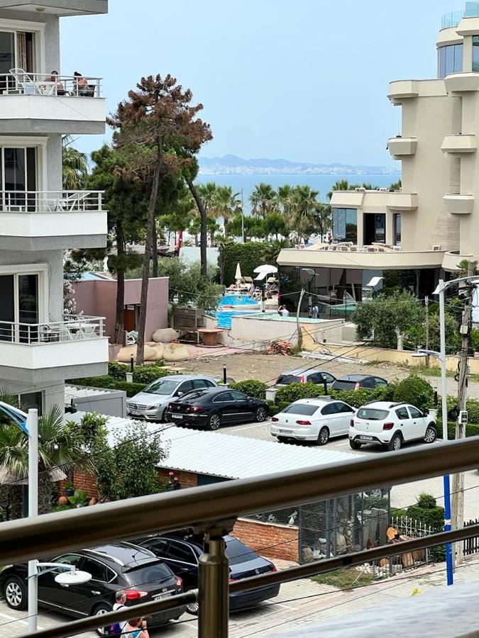 Lungomare Holiday Apartments Durres Bagian luar foto